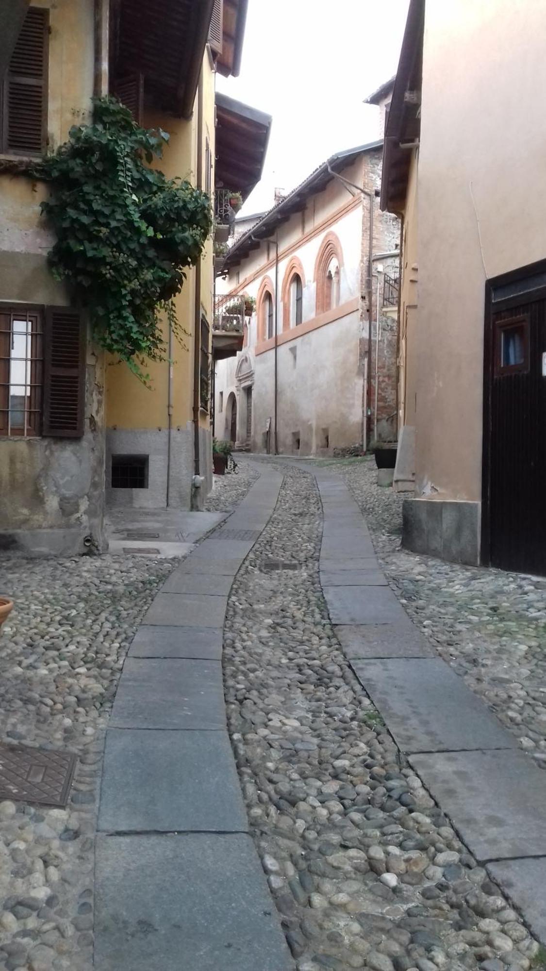 Casa Conte Rosso Hostel Avigliana Bagian luar foto